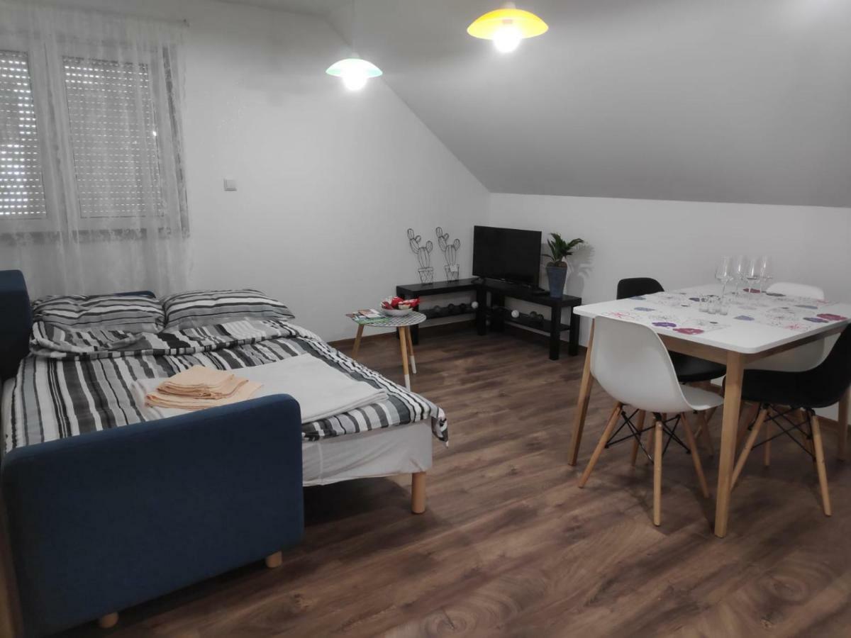 Tesla Coil Apartments Gospić المظهر الخارجي الصورة